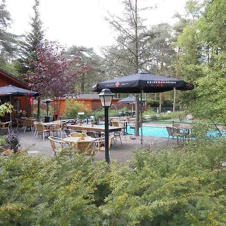 Holiday home Vakantiehuis Op Bospark