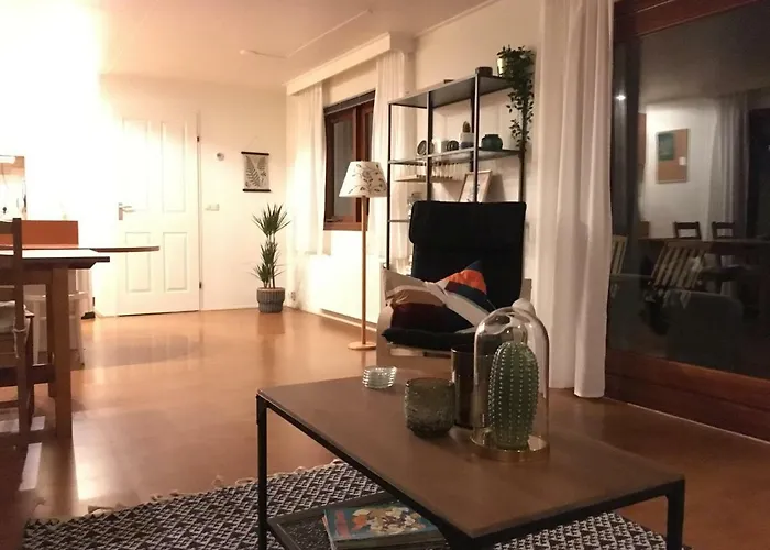 Сasa de vacaciones Vakantiehuis Op Bospark *